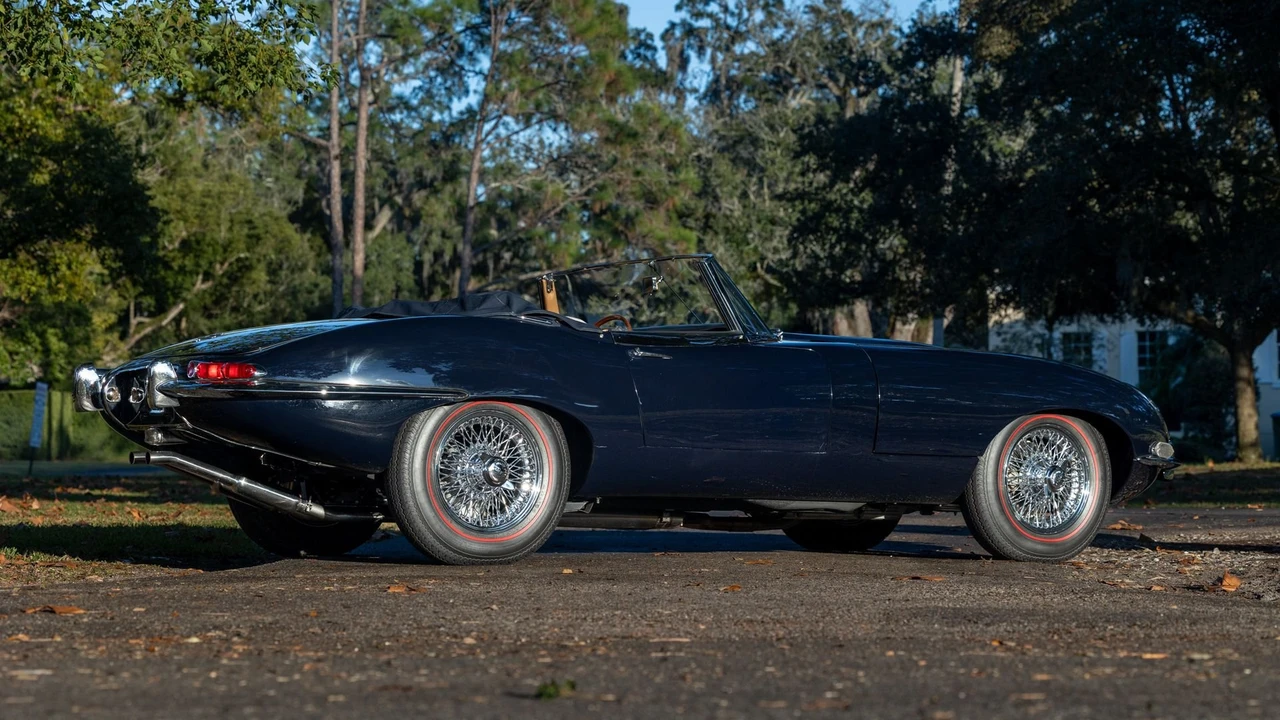1967 Jaguar E-Type Series 1 - Image 16 of 31