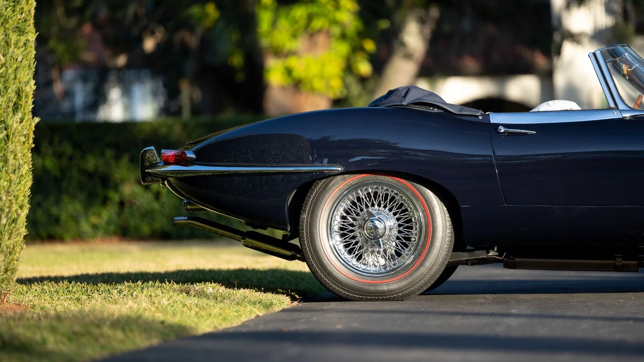 1967 Jaguar E-Type Series 1 - Image 14 of 31