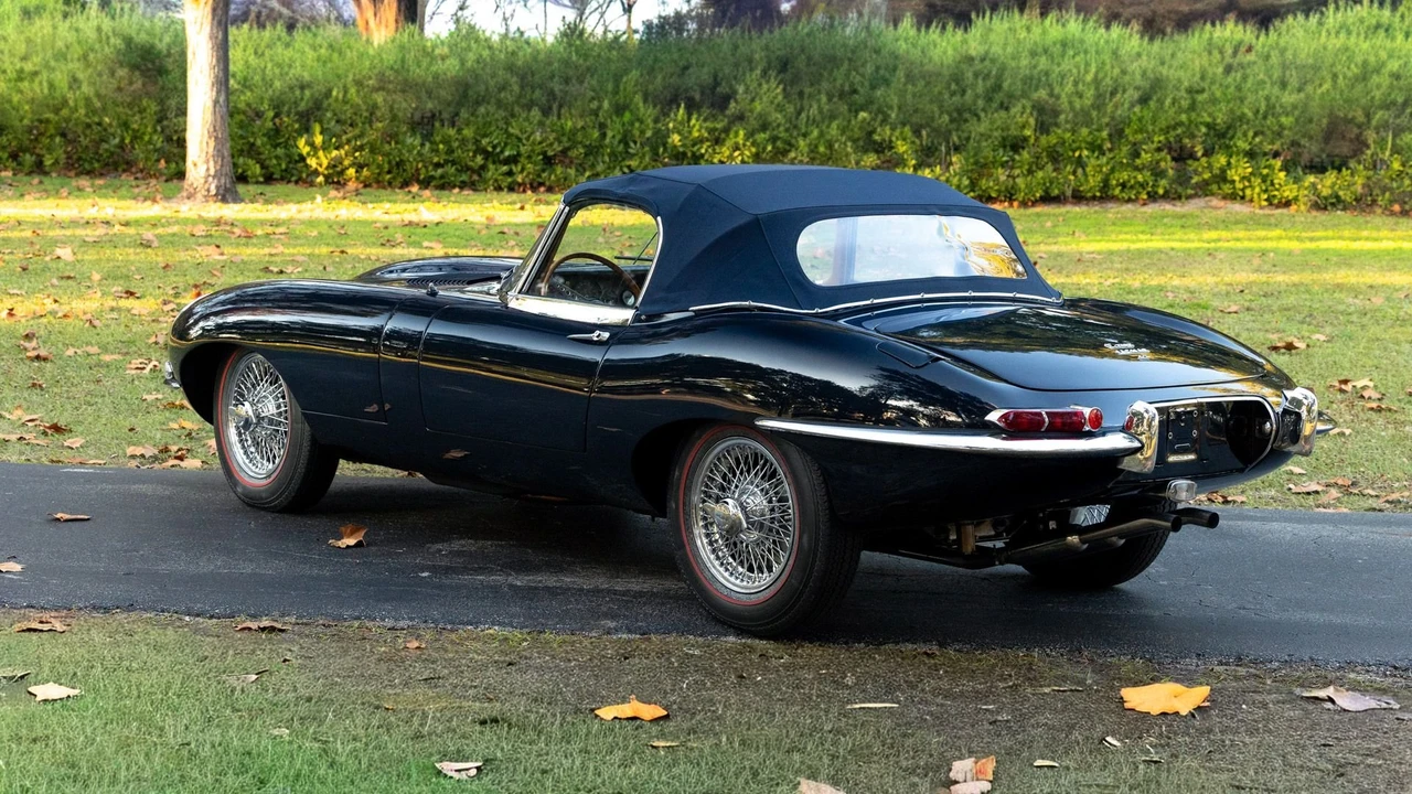 1967 Jaguar E-Type Series 1 - Image 26 of 31