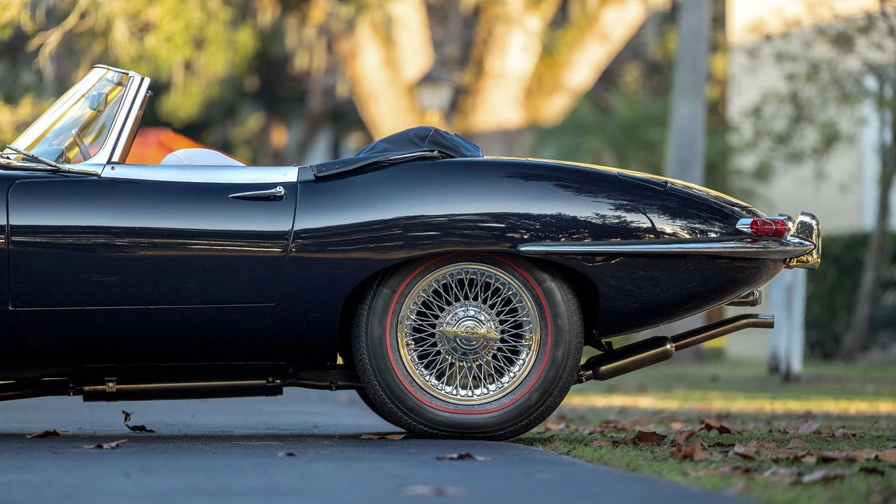 1967 Jaguar E-Type Series 1 - Image 19 of 31