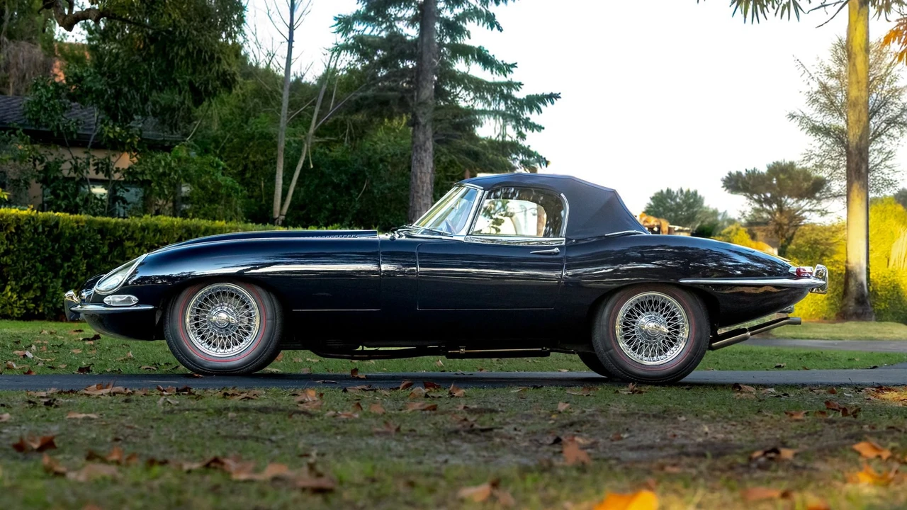1967 Jaguar E-Type Series 1 - Image 24 of 31