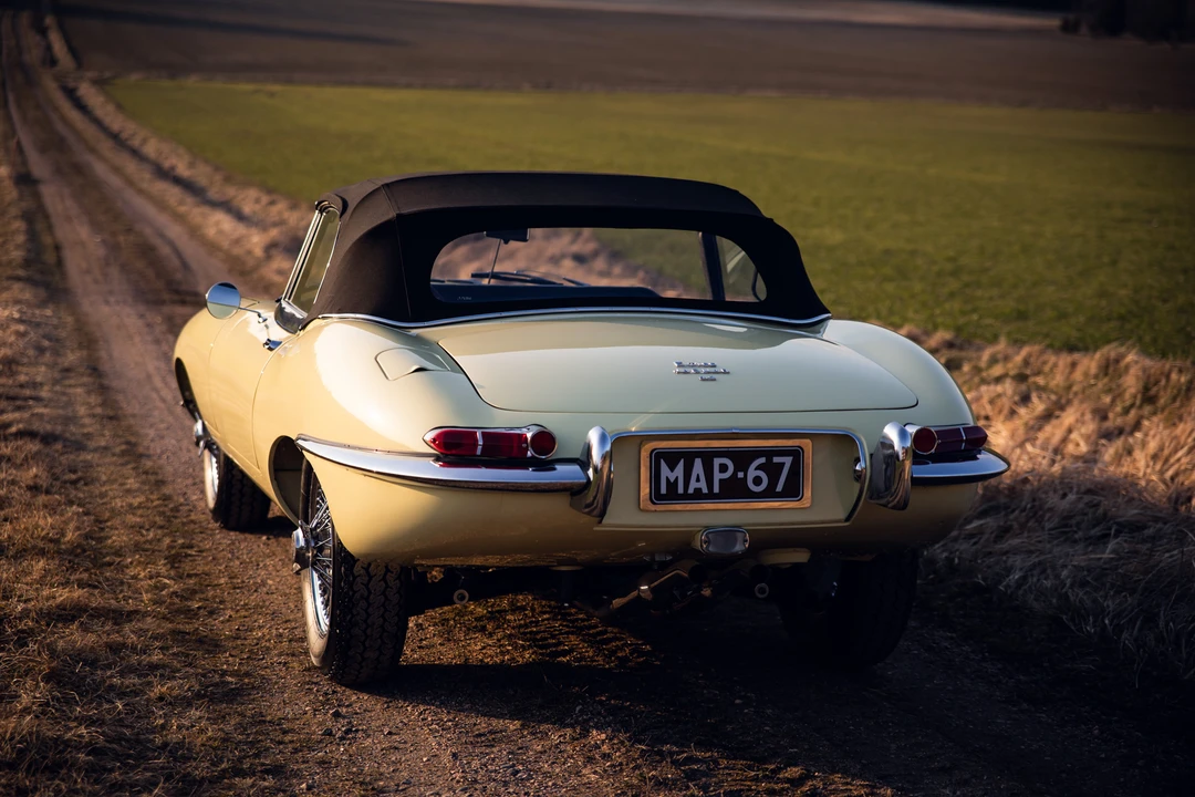 1967 Jaguar E-Type Series 1 - Image 14 of 31