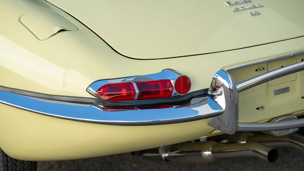 1967 Jaguar E-Type Series 1 - Image 25 of 31