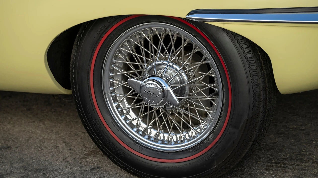 1967 Jaguar E-Type Series 1 - Image 22 of 31
