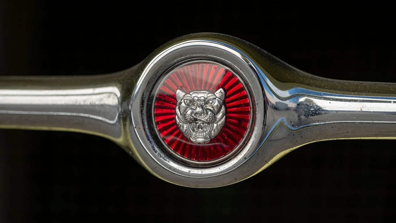 1967 Jaguar E-Type Series 1 - Image 29 of 31