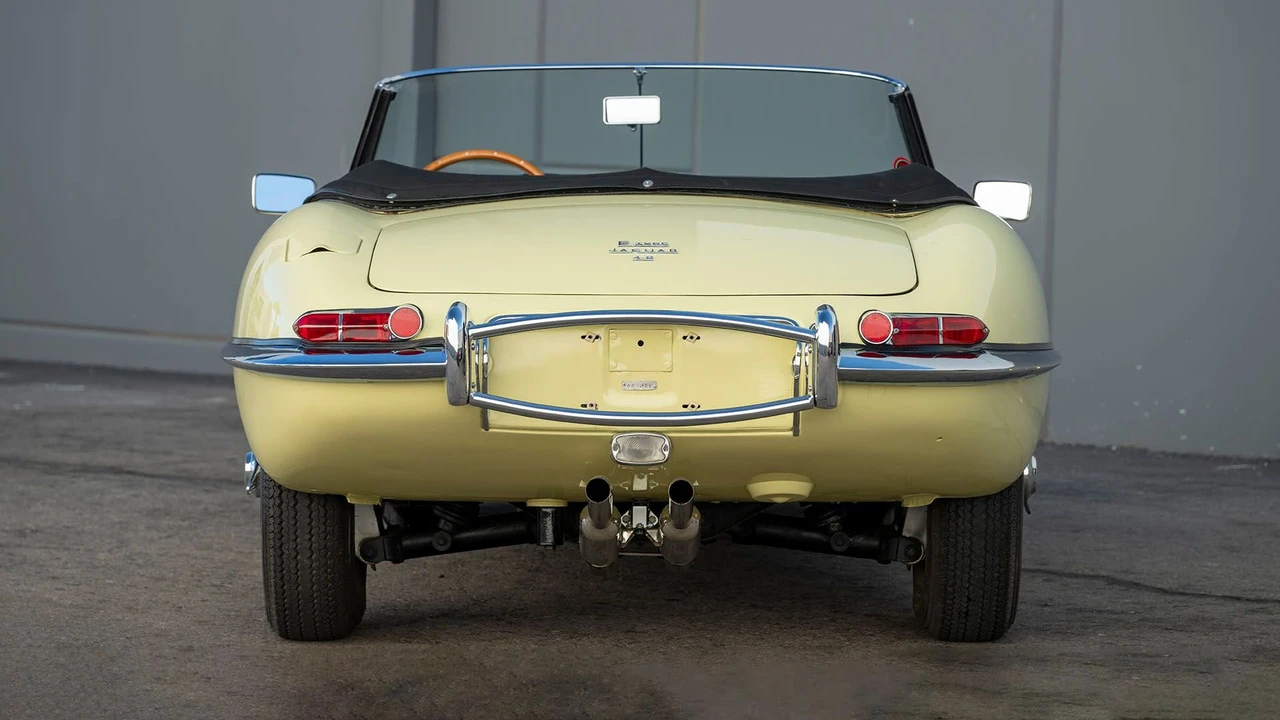 1967 Jaguar E-Type Series 1 - Image 3 of 31