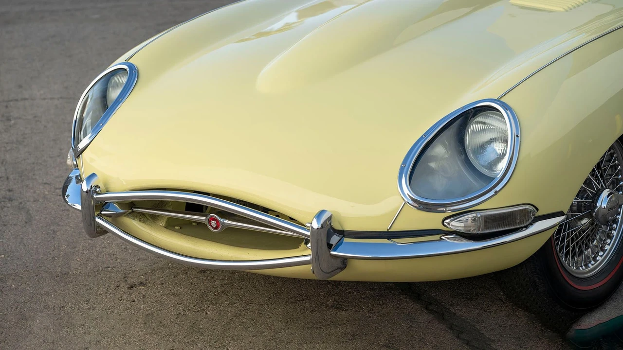 1967 Jaguar E-Type Series 1 - Image 17 of 31