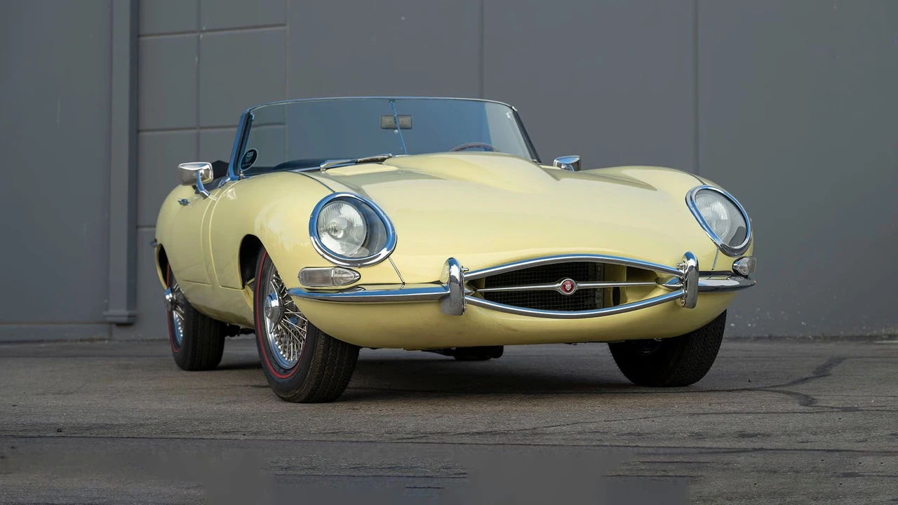 1967 Jaguar E-Type Series 1 - Image 12 of 31