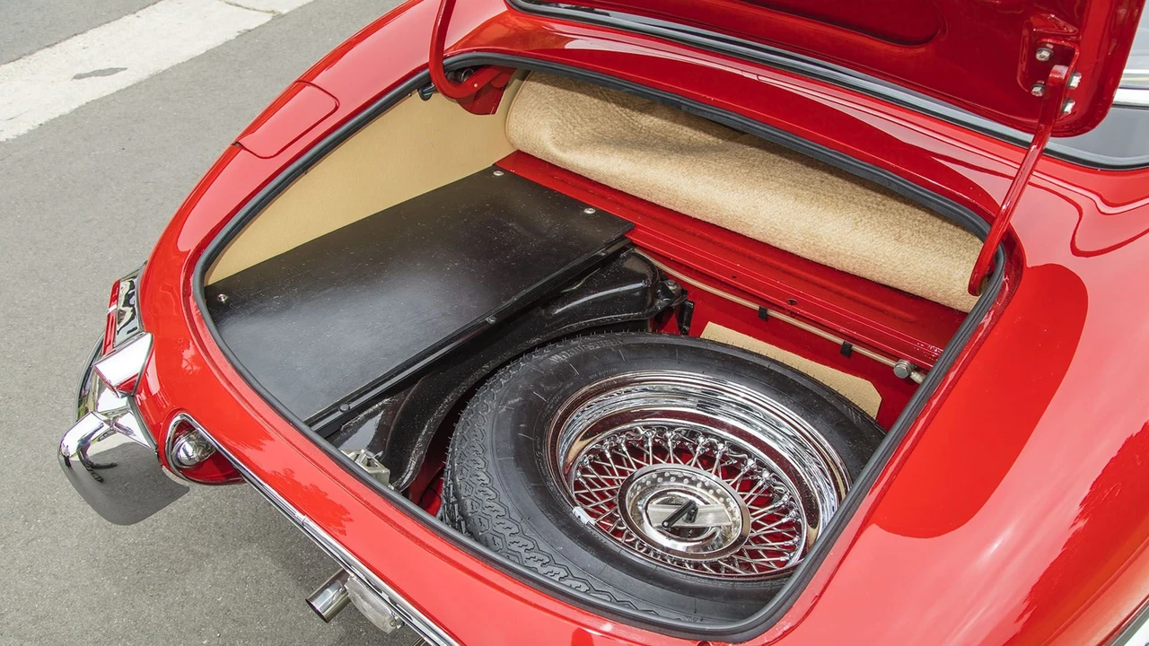 1967 Jaguar E-Type Series 1 - Image 24 of 31