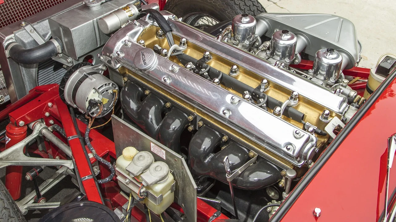 1967 Jaguar E-Type Series 1 - Image 16 of 31