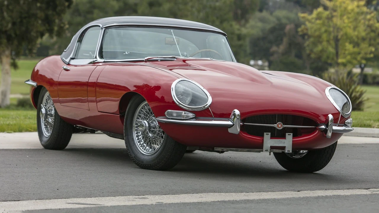 1967 Jaguar E-Type Series 1 - Image 2 of 31