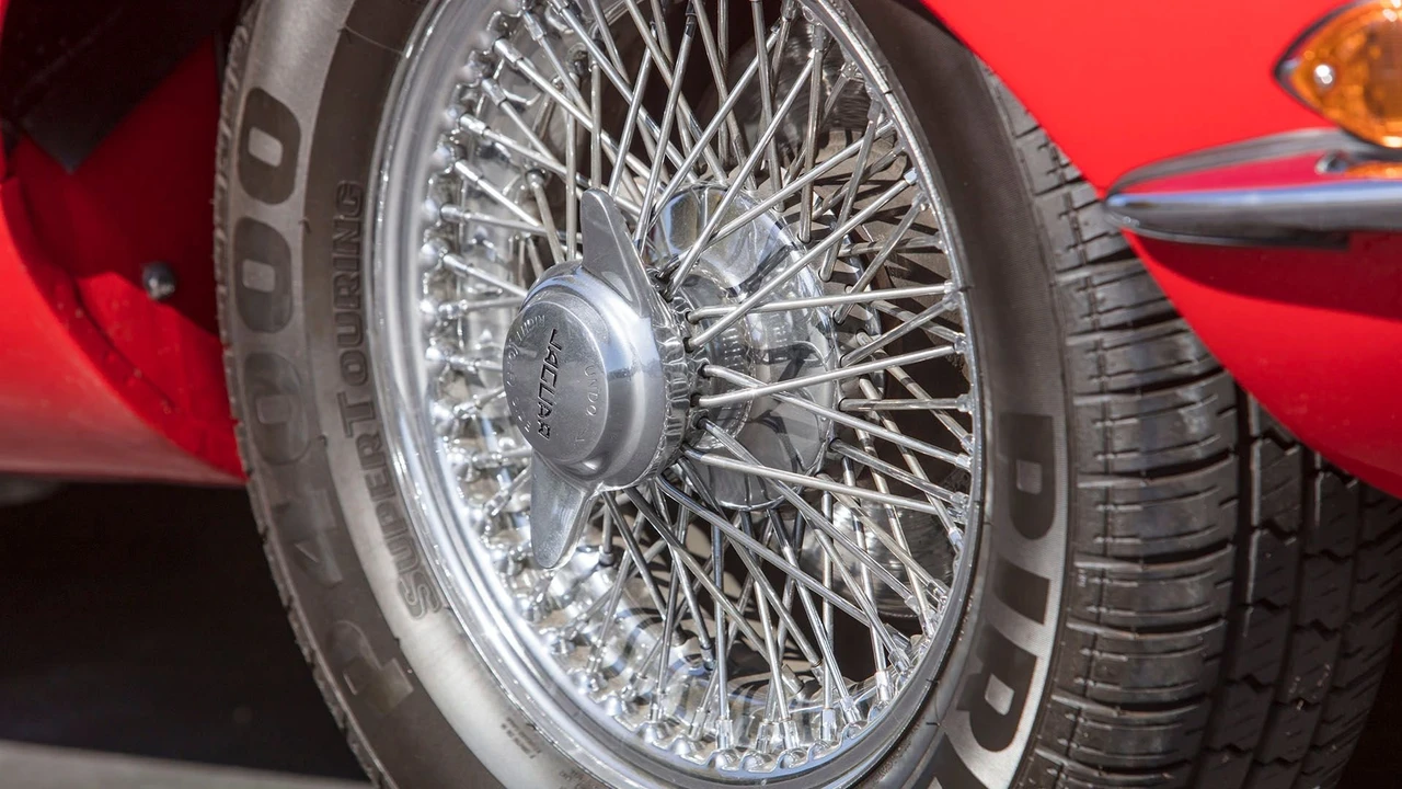 1967 Jaguar E-Type Series 1 - Image 15 of 31