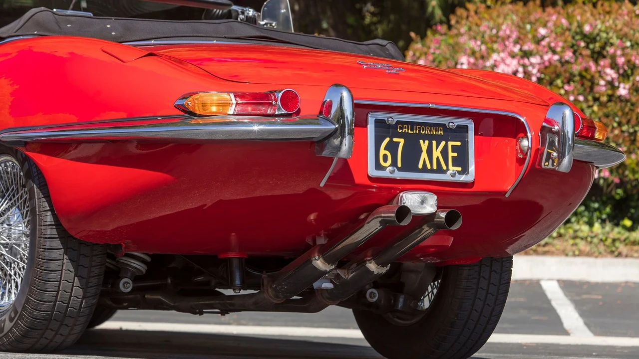 1967 Jaguar E-Type Series 1 - Image 19 of 31