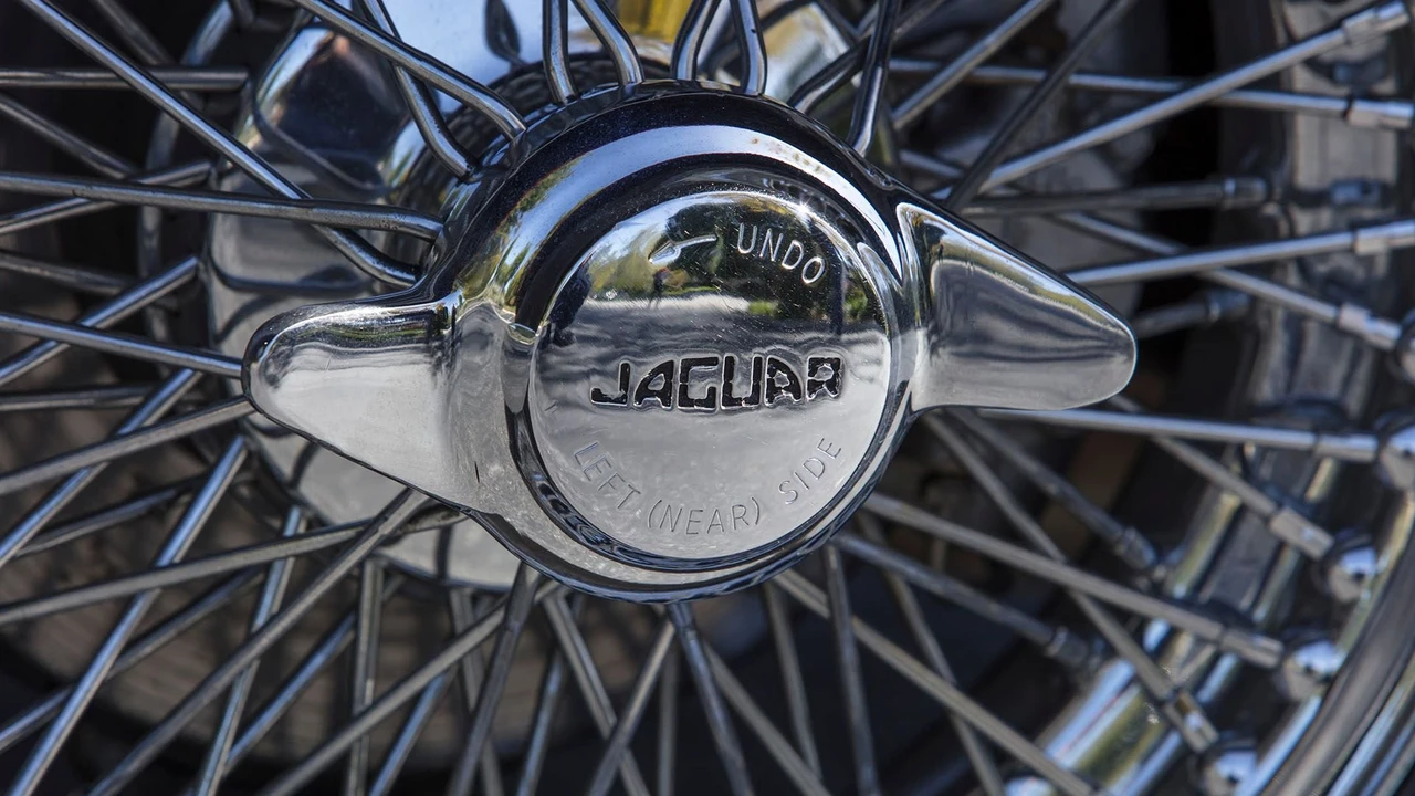 1967 Jaguar E-Type Series 1 - Image 14 of 31