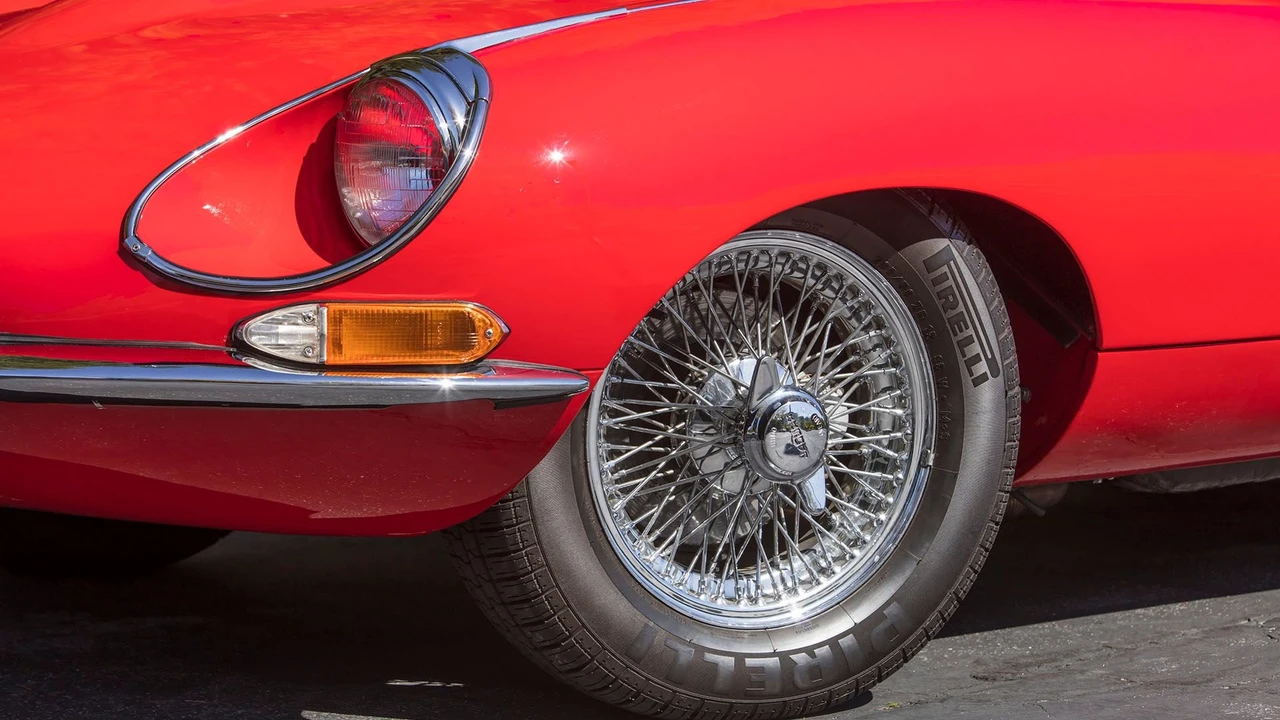 1967 Jaguar E-Type Series 1 - Image 13 of 31