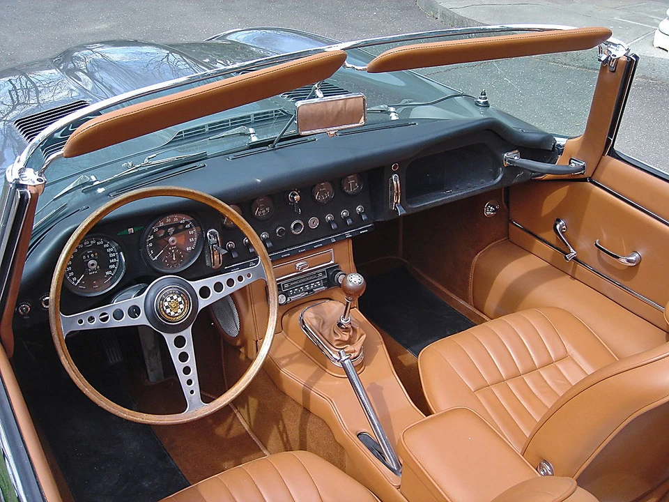 1967 Jaguar E-Type Series 1 - Image 3 of 4