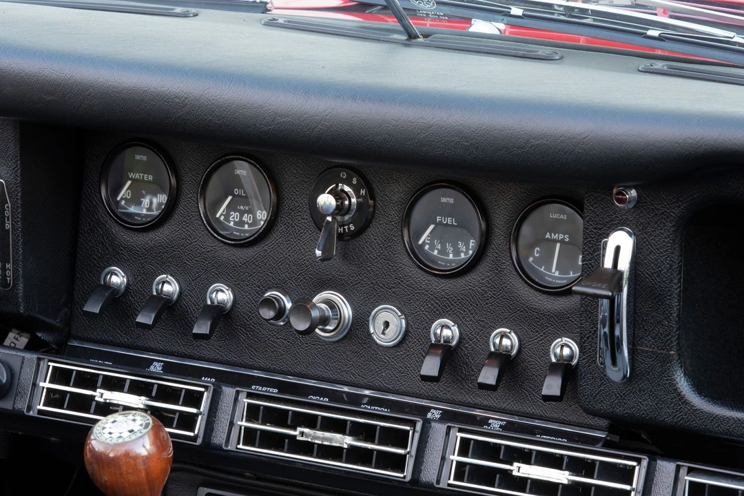 1967 Jaguar E-Type Series 1 - Image 6 of 31