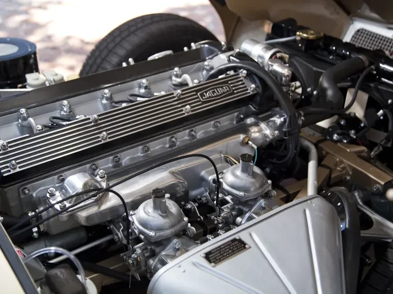 1967 Jaguar E-Type Series 1 - Image 2 of 7
