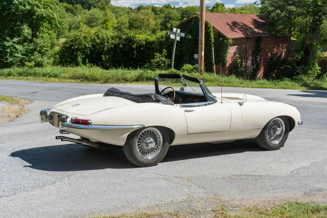 1967 Jaguar E-Type Series 1 - Image 13 of 14