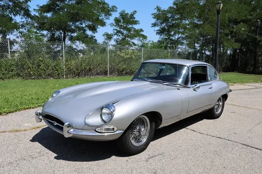 1967 Jaguar E-Type (XKE) Series 1½ 2+2