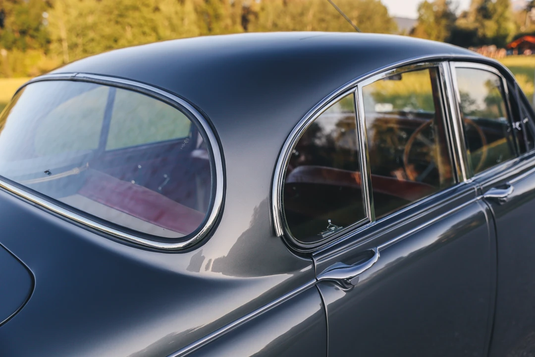 1967 Jaguar Mark II - Image 15 of 31