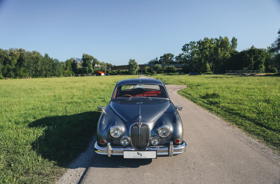 1967 Jaguar Mark II - Image 10 of 31