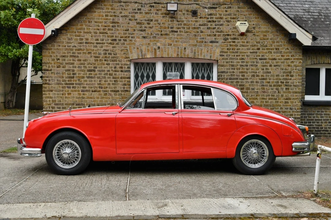 1967 Jaguar Mark II - Image 9 of 30