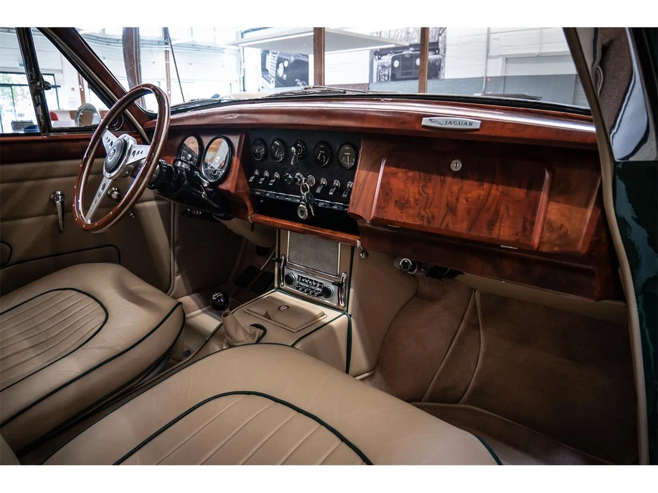 1967 Jaguar Mark II - Image 17 of 31