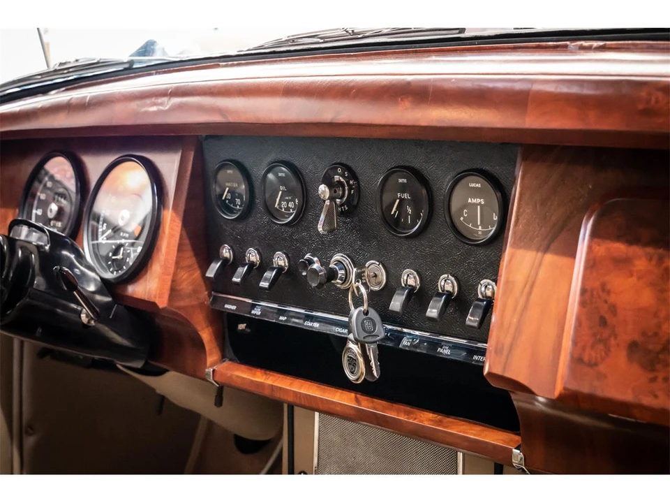 1967 Jaguar Mark II - Image 18 of 31