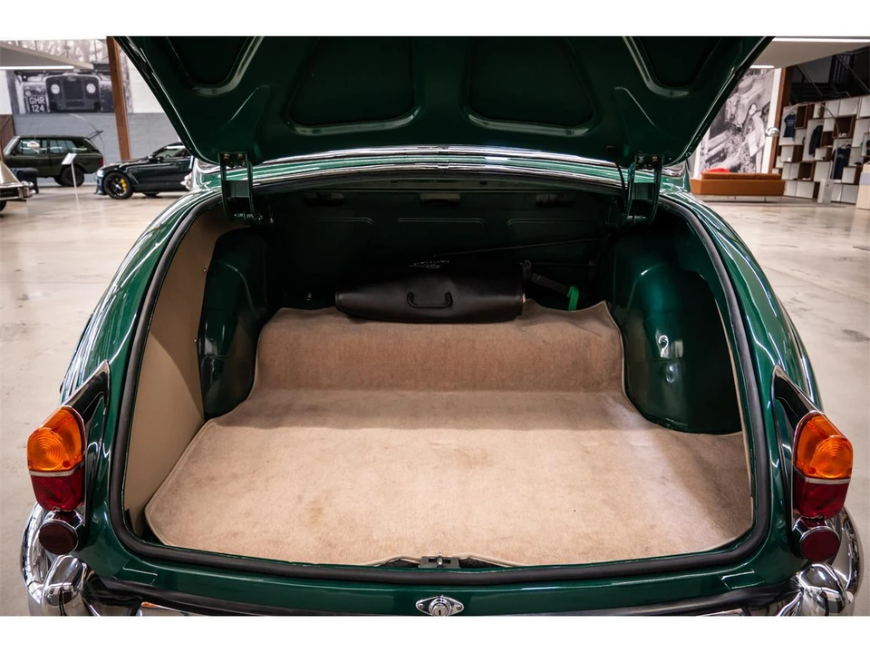 1967 Jaguar Mark II - Image 25 of 31