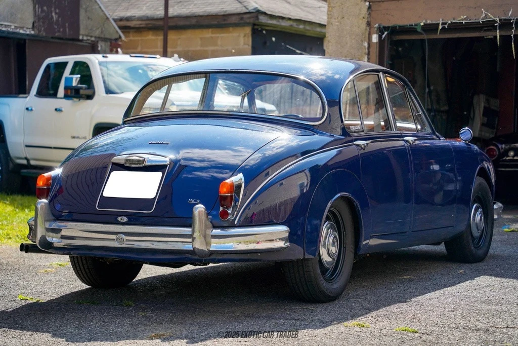 1967 Jaguar Mark II - Image 8 of 12