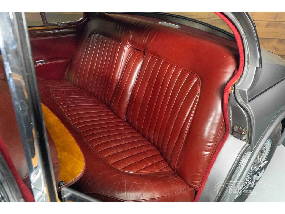 1967 Jaguar Mark II - Image 12 of 18