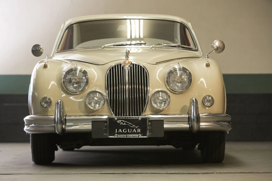 1967 Jaguar Mark II - Image 2 of 6
