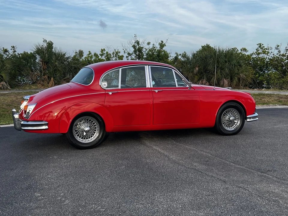 1967 Jaguar Mark II - Image 10 of 31