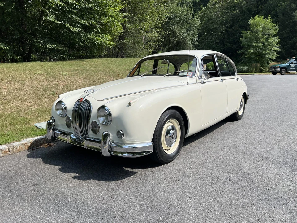 1967 Jaguar Mark II - Image 2 of 31