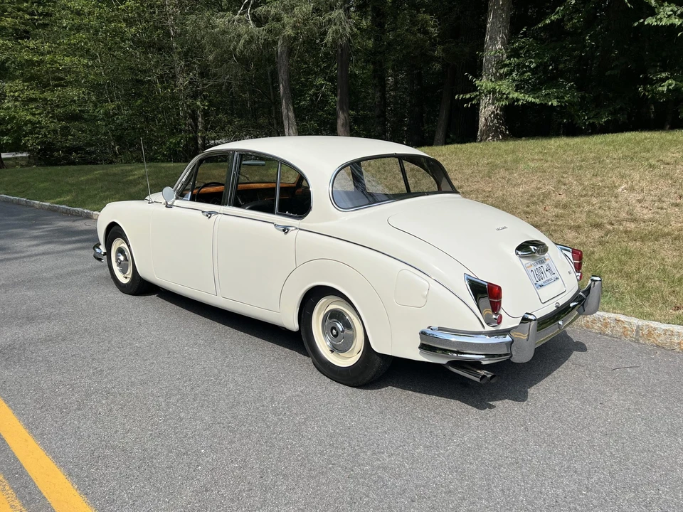 1967 Jaguar Mark II - Image 10 of 31
