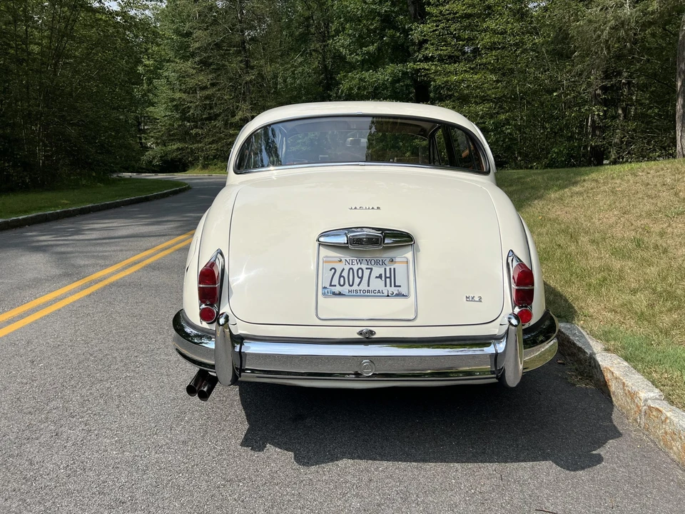 1967 Jaguar Mark II - Image 14 of 31