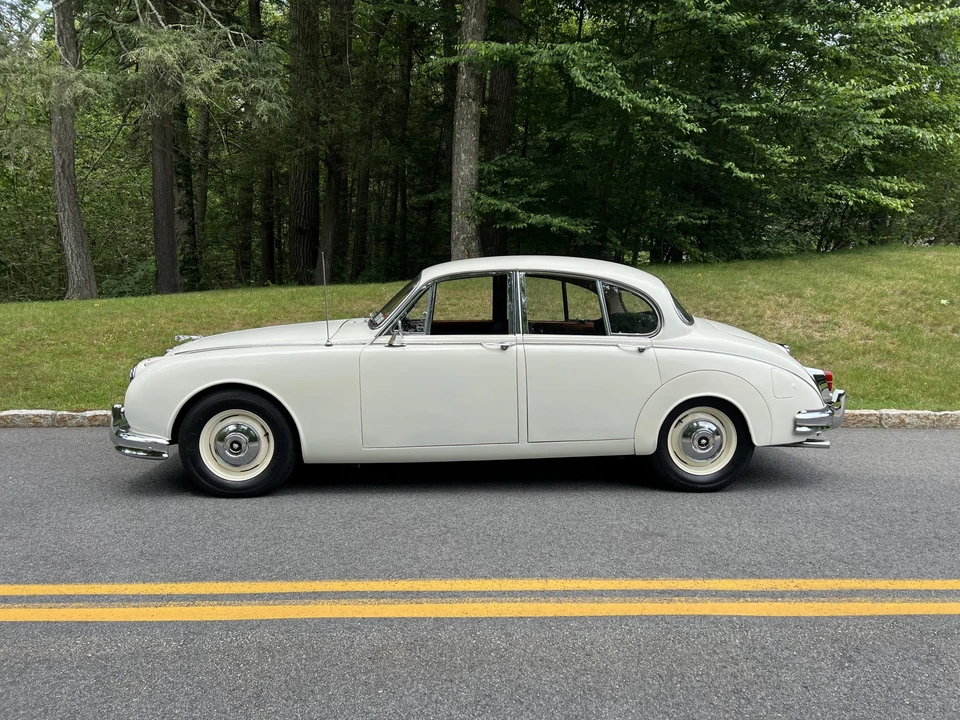 1967 Jaguar Mark II - Image 7 of 31