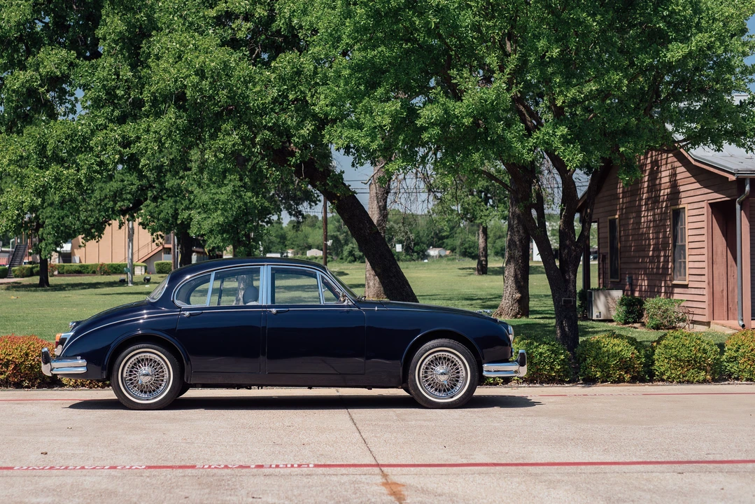 1967 Jaguar Mark II - Image 8 of 23