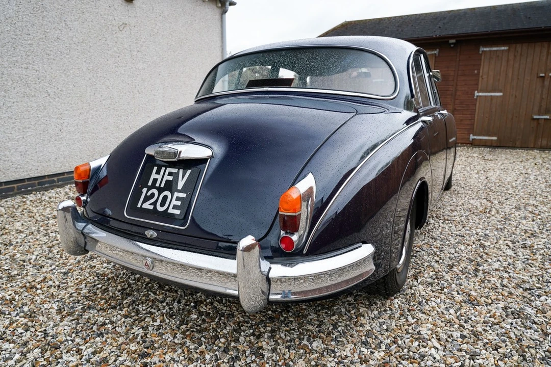 1967 Jaguar Mark II - Image 10 of 30