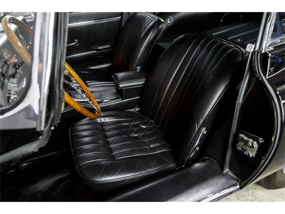1967 Jaguar XK - Image 23 of 31