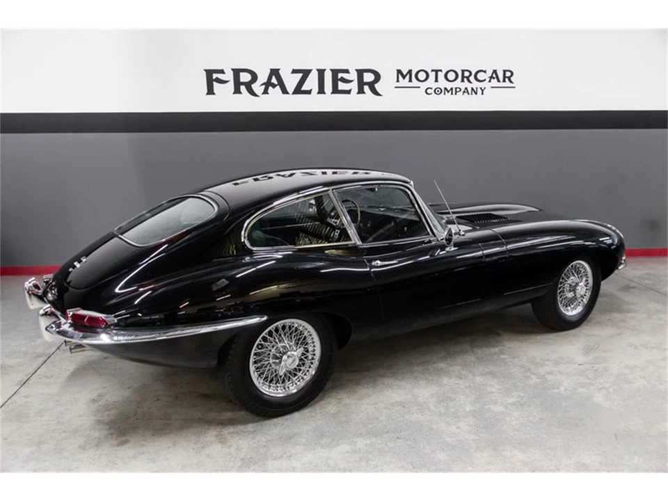 1967 Jaguar XK - Image 10 of 31