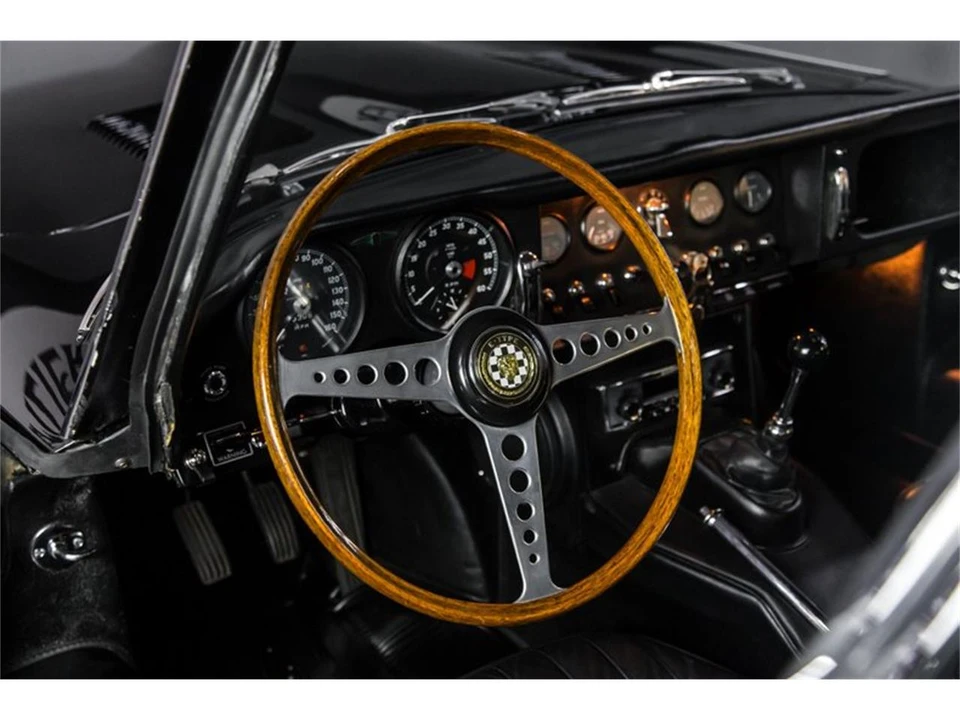 1967 Jaguar XK - Image 25 of 31