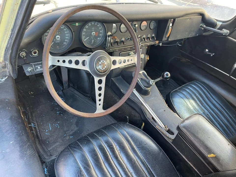 1967 Jaguar E-Type Series 1 - Image 4 of 5