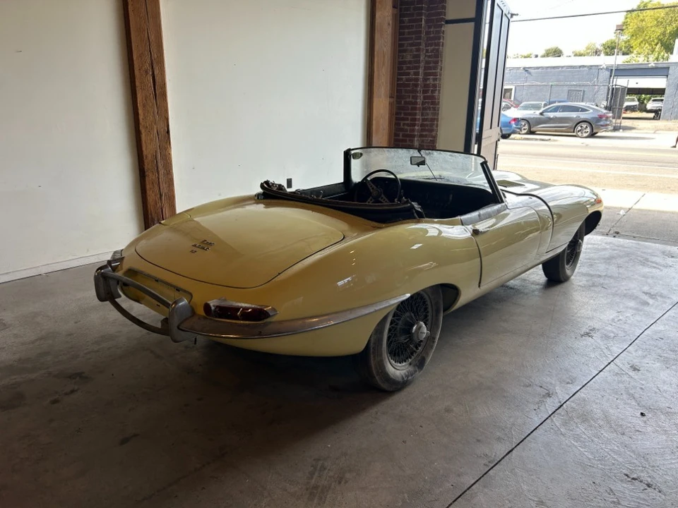 1967 Jaguar E-Type Series 1 - Image 3 of 5