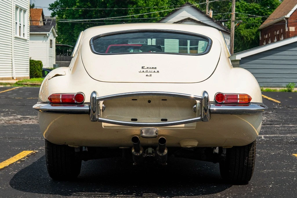 1967 Jaguar E-Type Series 1 - Image 7 of 12