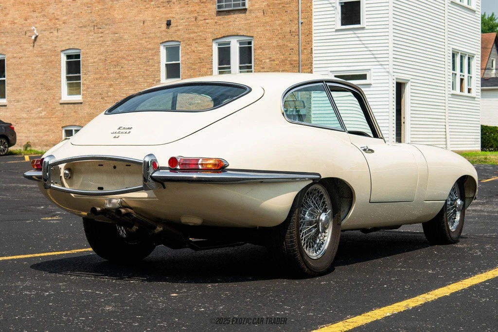 1967 Jaguar E-Type Series 1 - Image 8 of 12