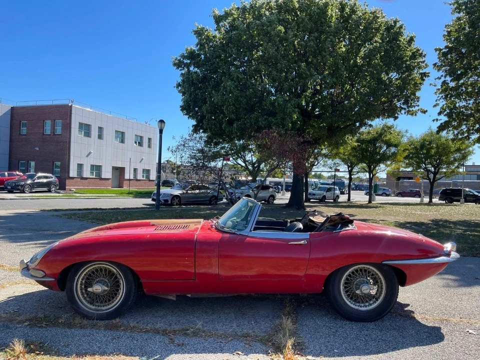 1967 Jaguar E-Type Series 1 - Image 3 of 6