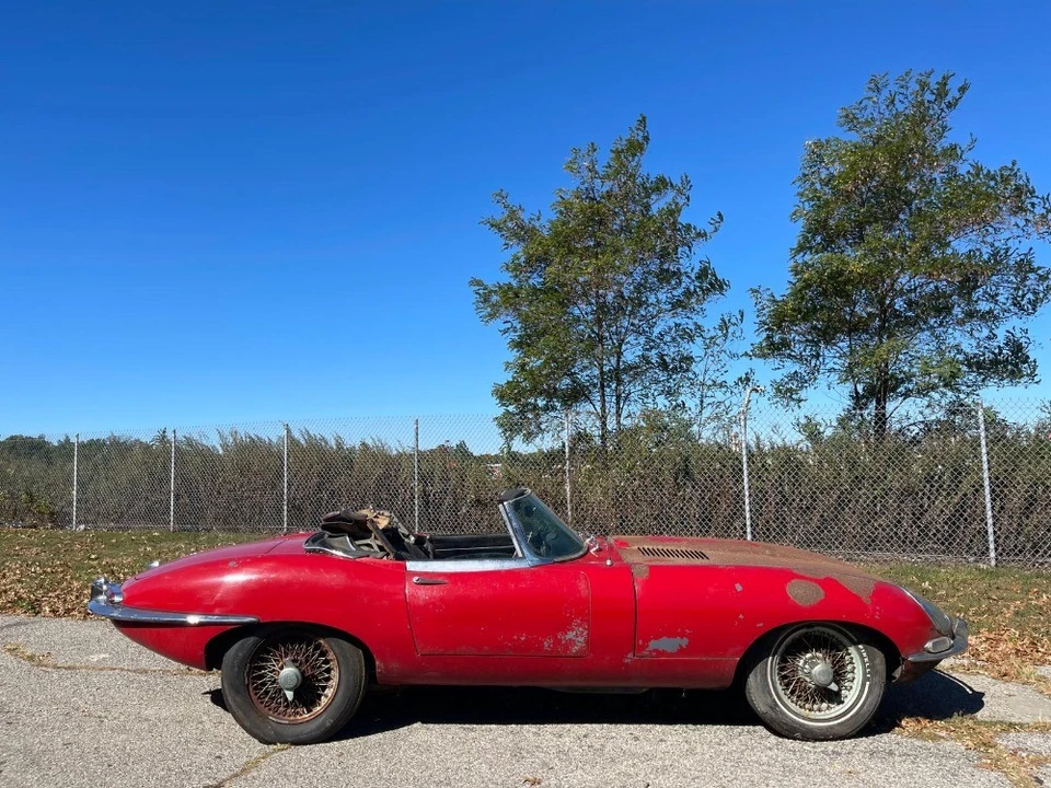 1967 Jaguar E-Type Series 1 - Image 2 of 6