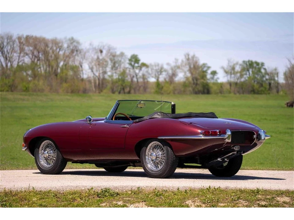 1967 Jaguar E-Type Series 1 - Image 3 of 4
